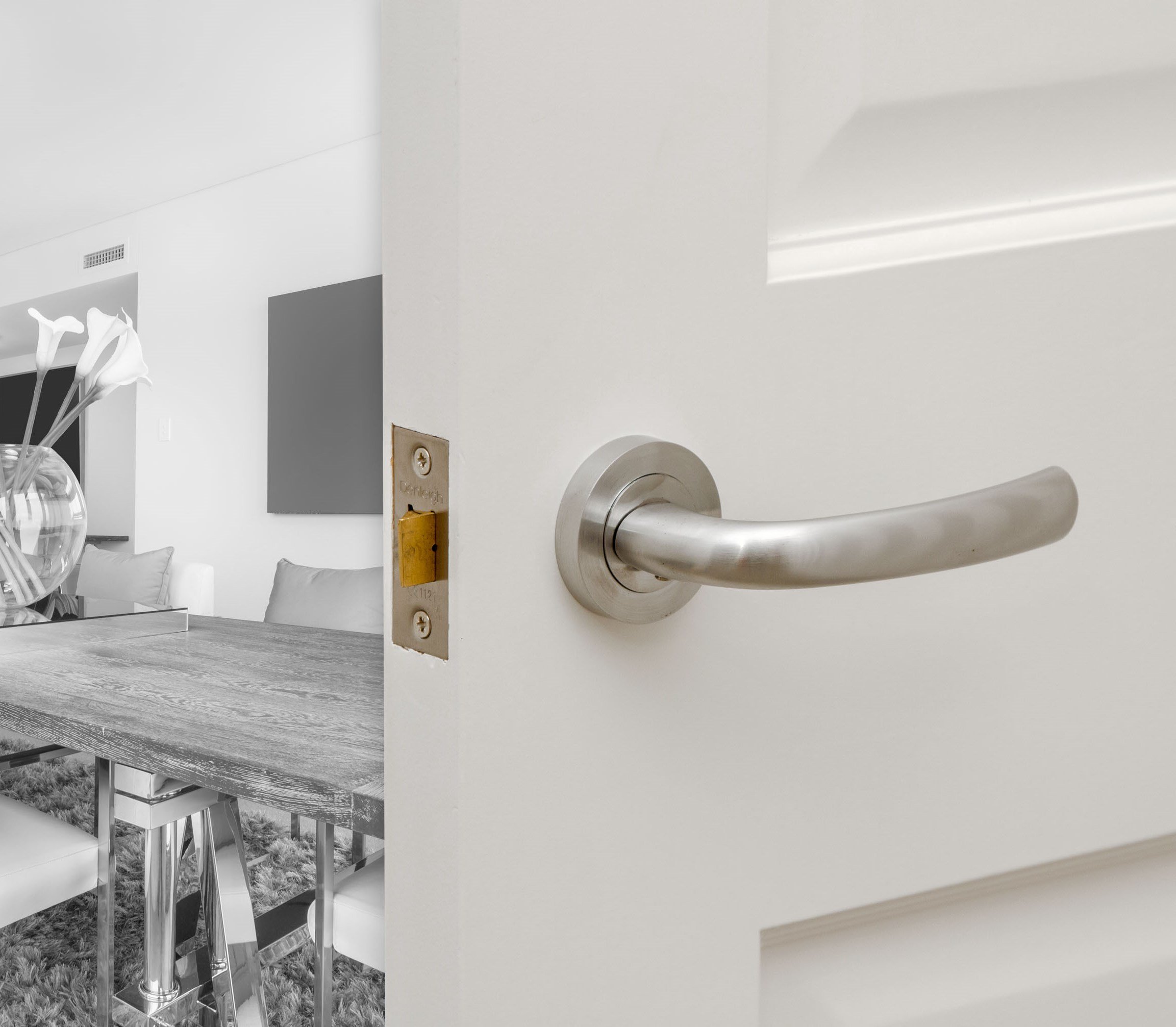 Specification advice door handing